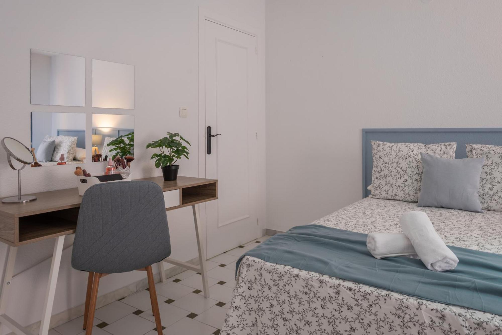 Mrs Apartamento En Gran Via De Colon Parking 그라나다 외부 사진